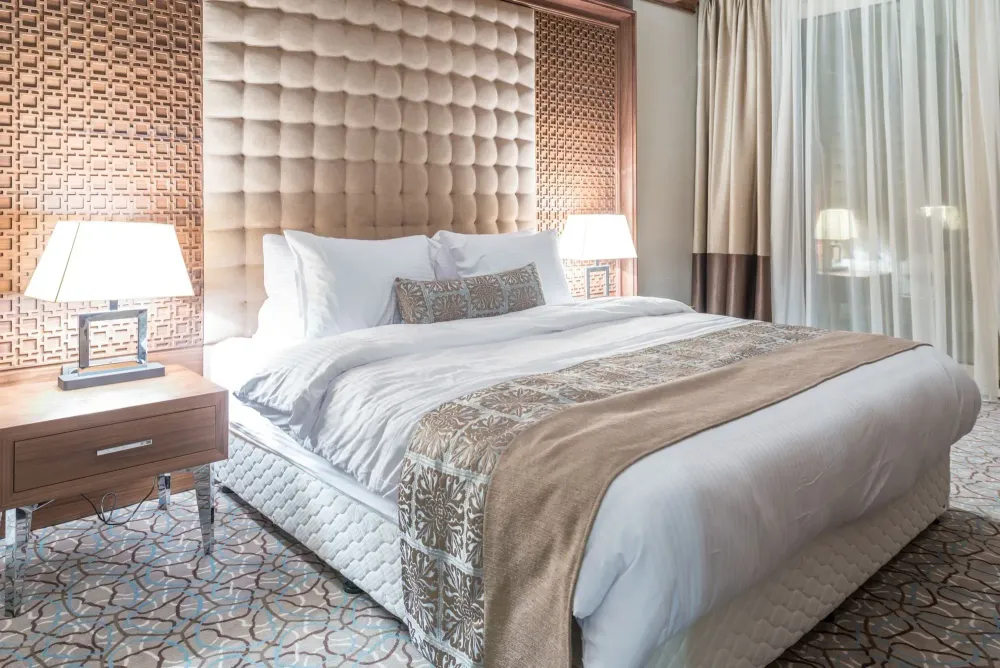 9 Ways to Make Your Hotel Room More Comfortable